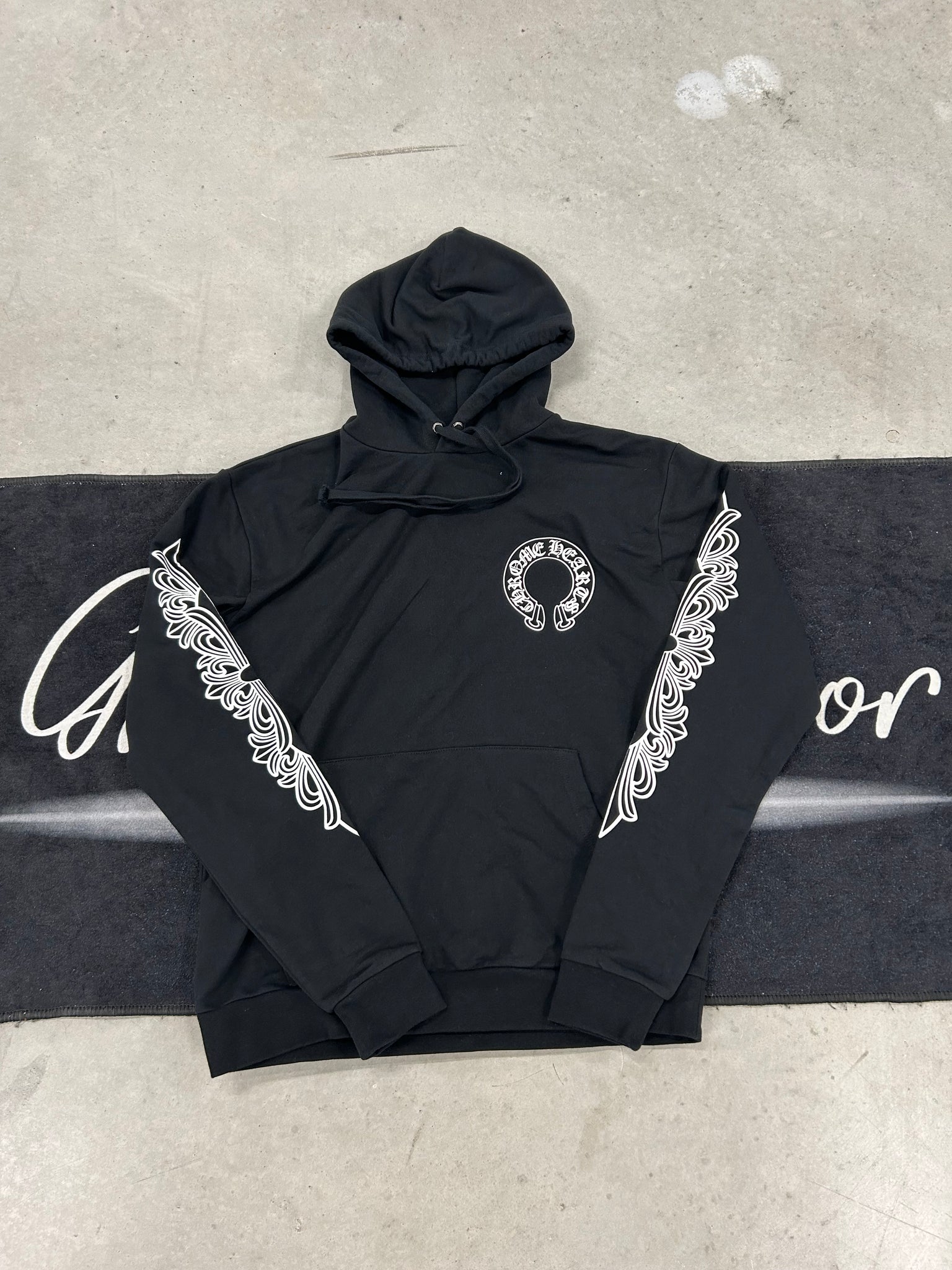 Chrome hearts pullover hoodie