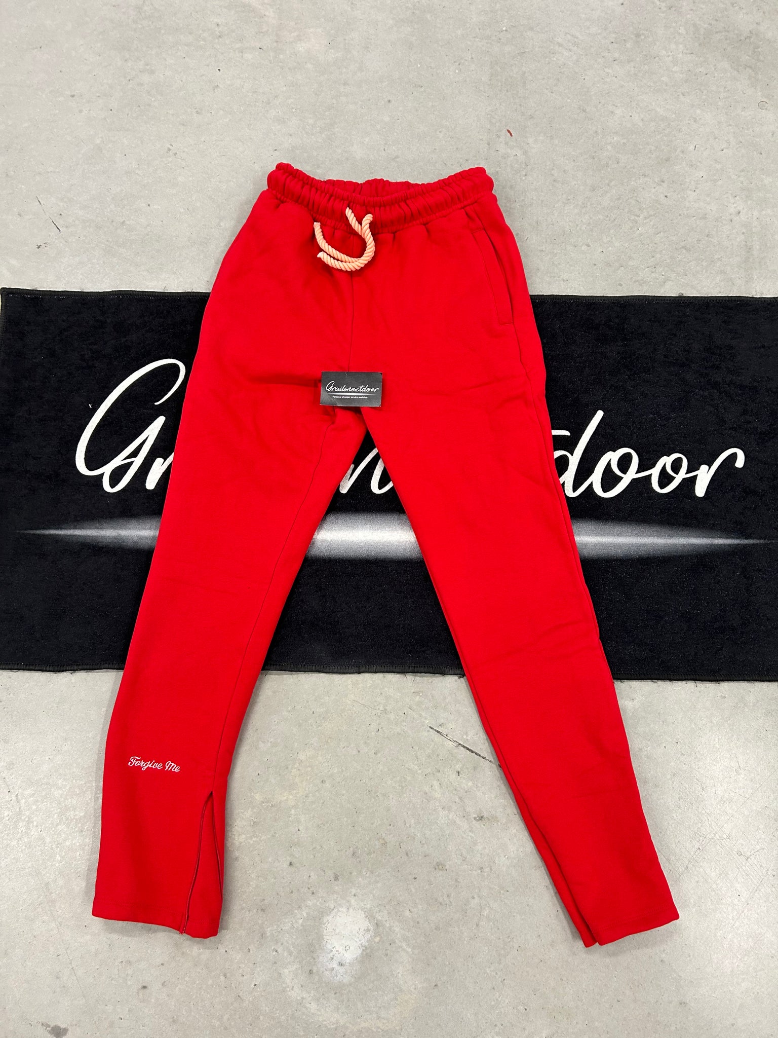 Syna "red" pants