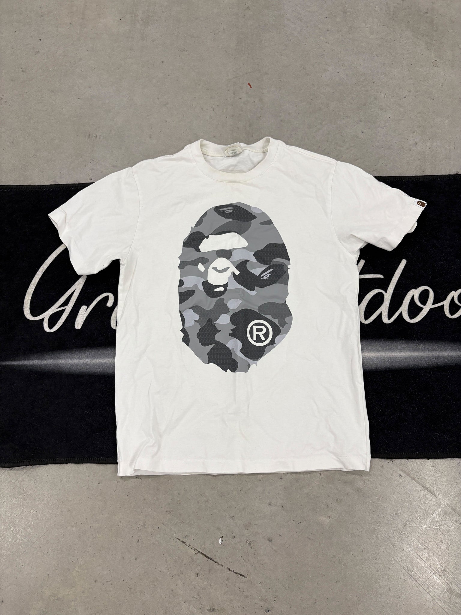 Bape "grey camo print white" shirt (used)
