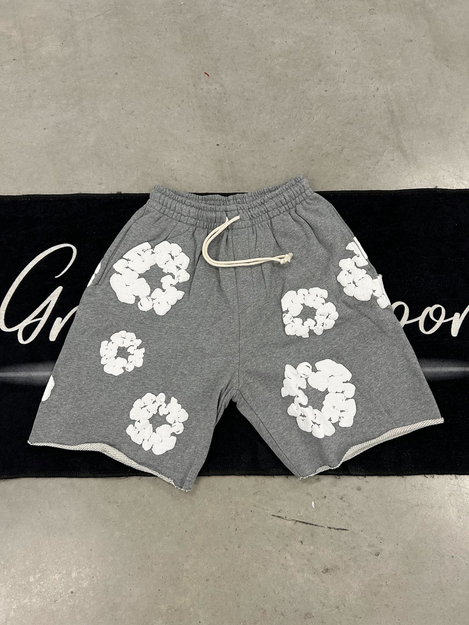 Denim Tears "Grey" shorts