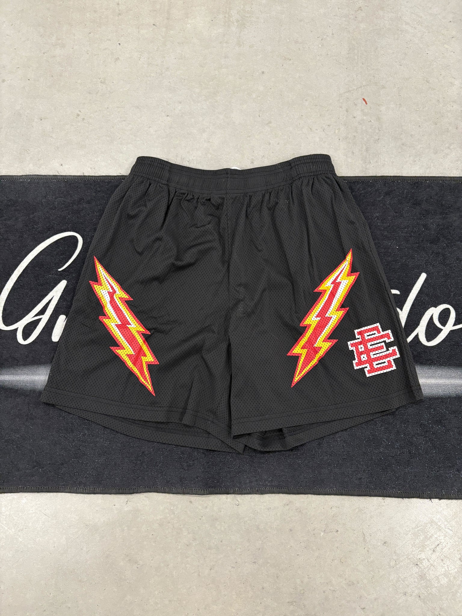 Eric Emmanuel "Orange Lightning" short