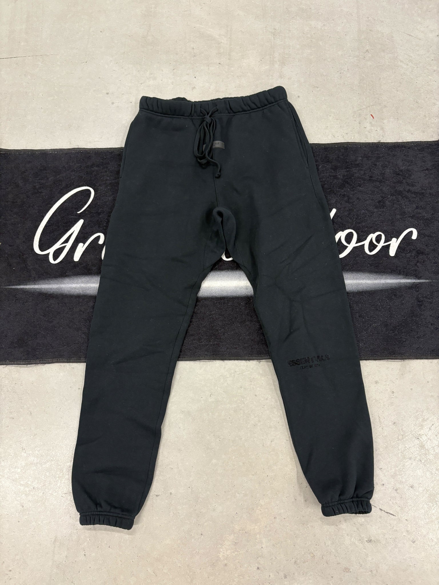 Essentials "Stretch Limo FW" pants (used)