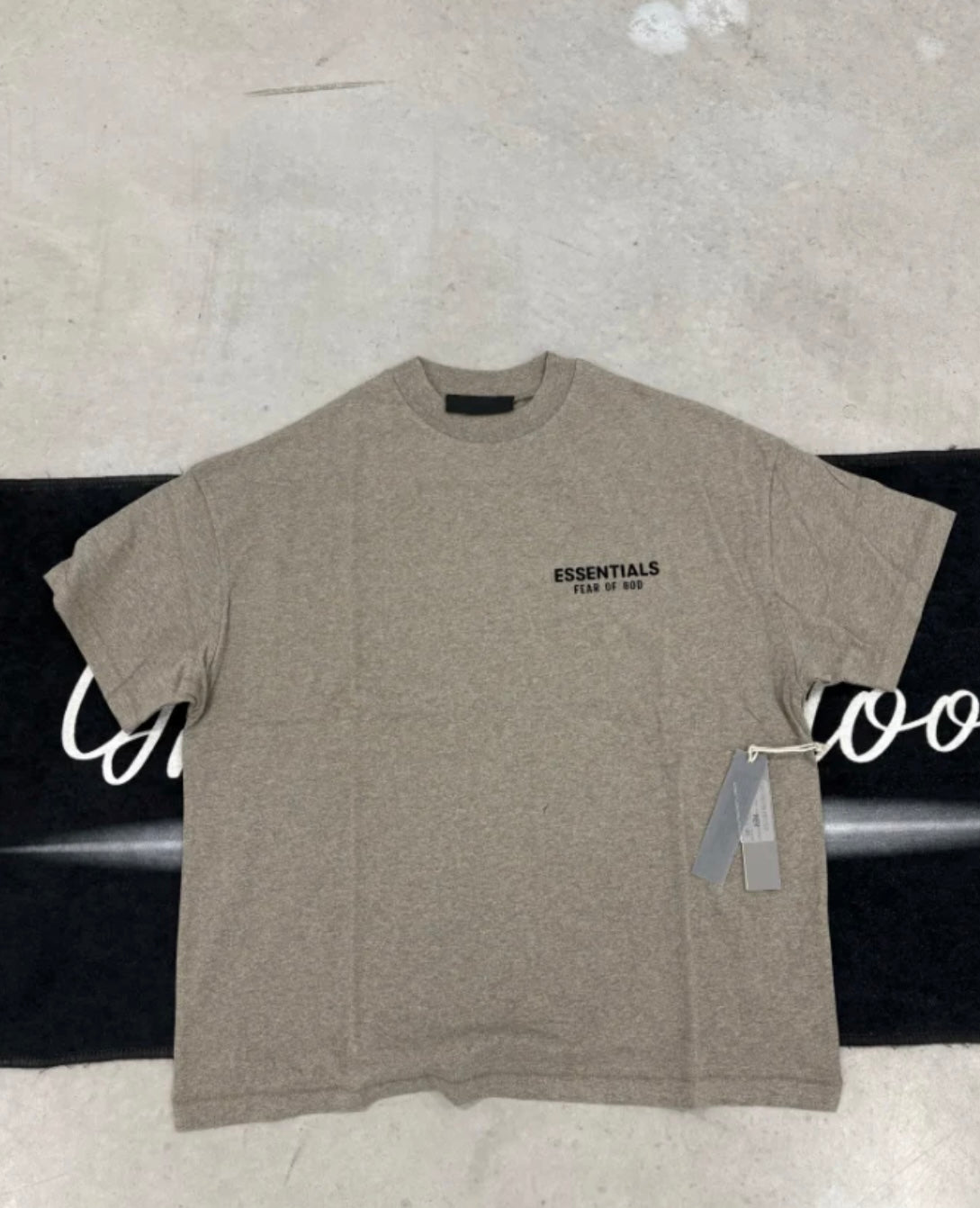 (BFCM) Essentials ‘’Heather Grey 2025” Shirt