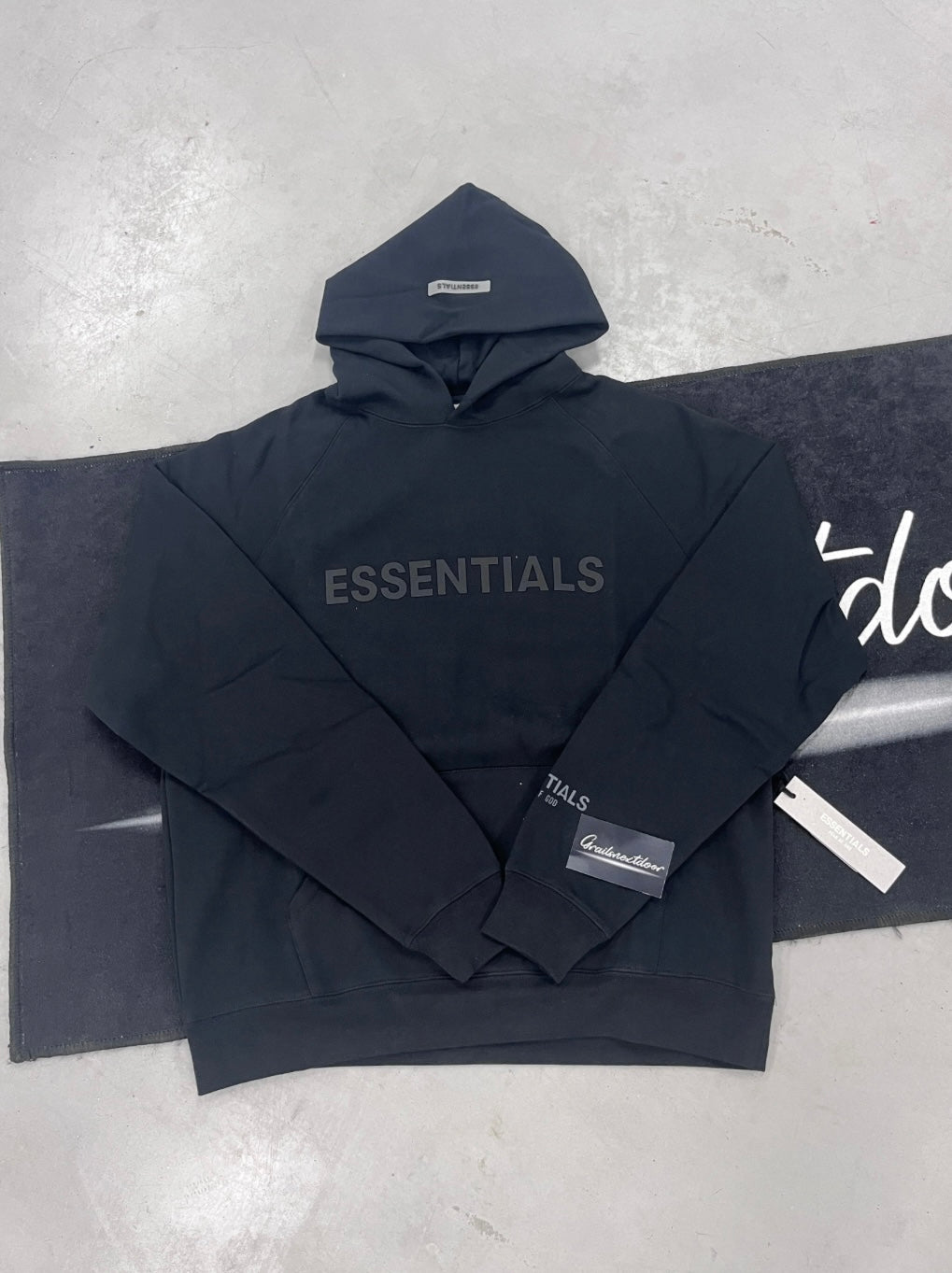(BFCM) Essentials “Black 2020 FW” Hoodie