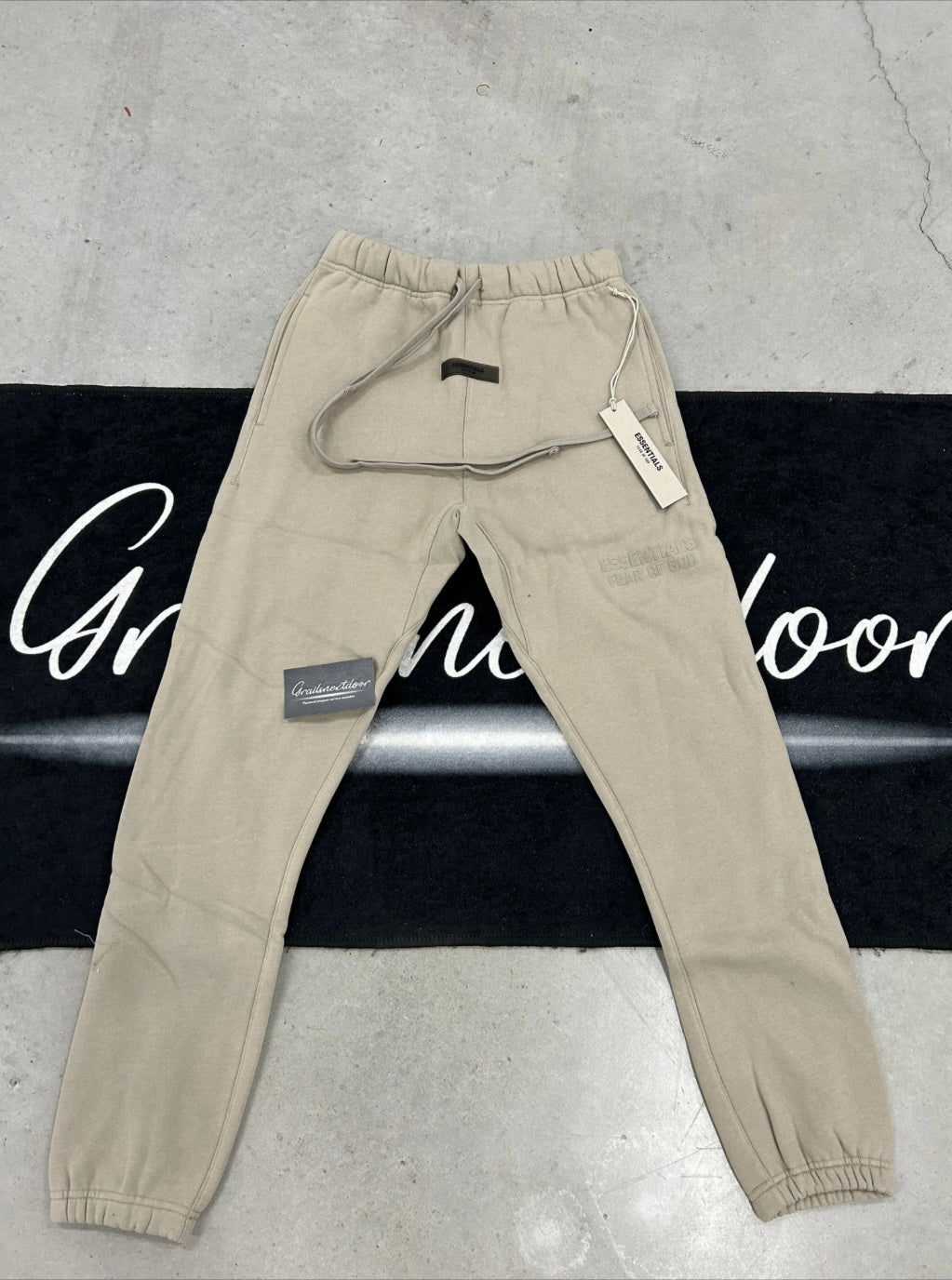 Essentials “Smoke V2” Pants