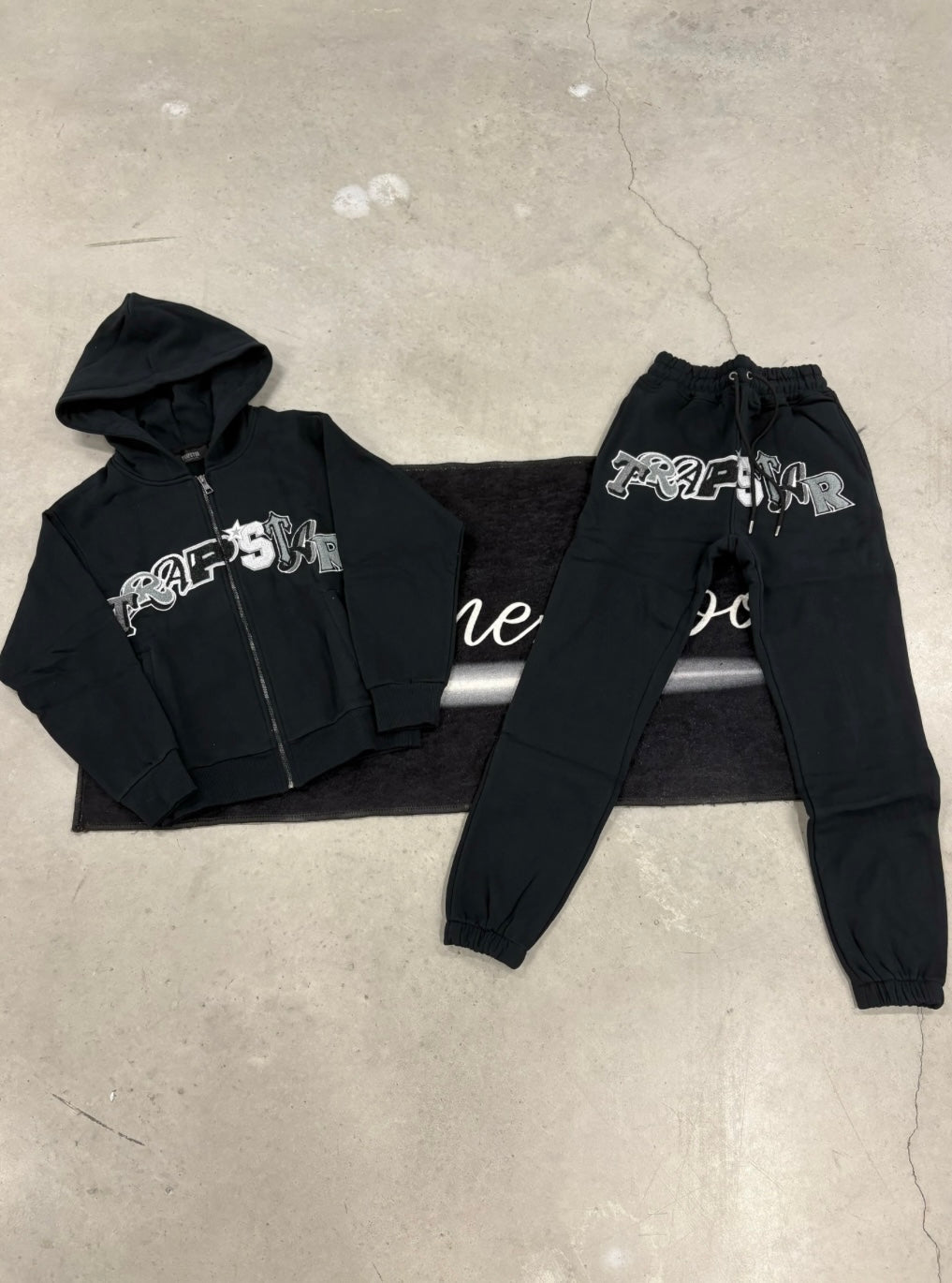 (BFCM) Trapstar “Black Zip-Up” Tracksuit