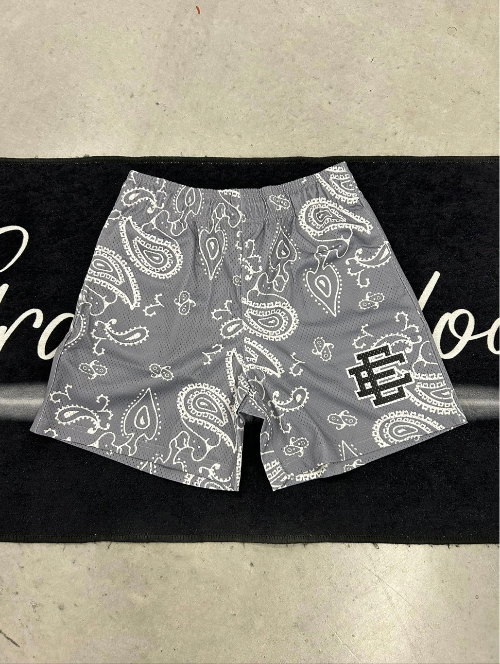 Eric Emmanuel “Grey Bandana” Short