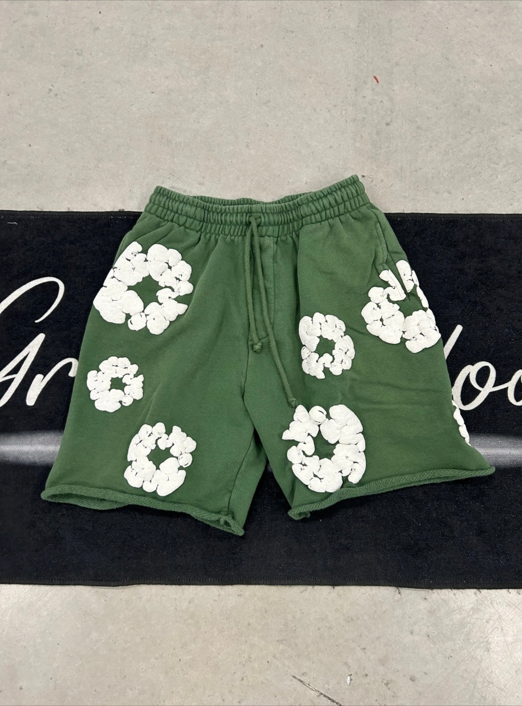 (BFCM) Denim Tears “Green” Short (used)