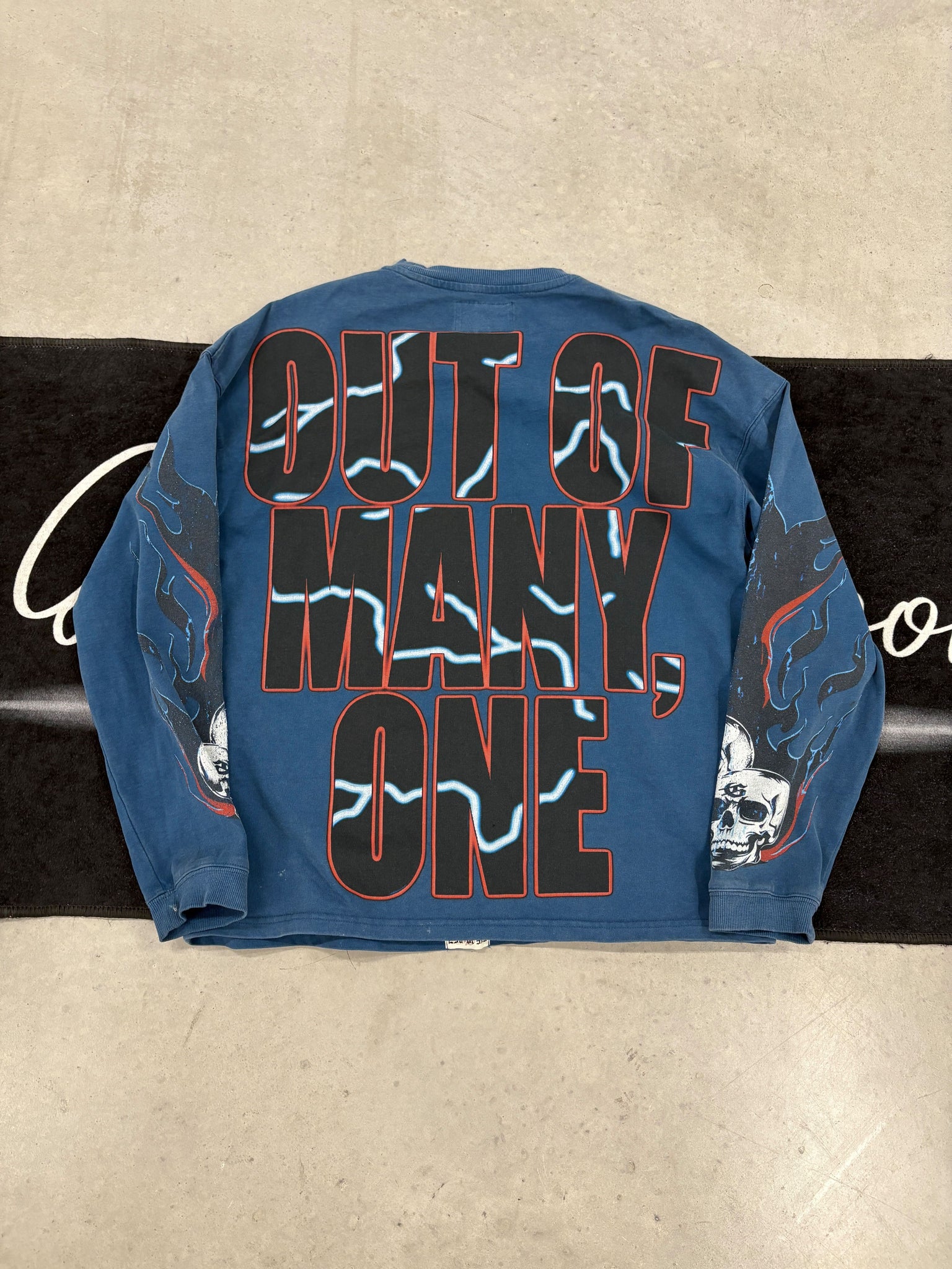 Godspeed "navy blue" longsleeve (used)