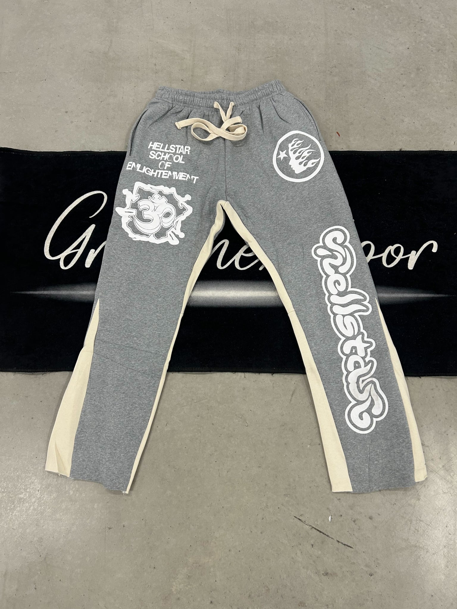 Hellstar "school of enlightenment grey" pants