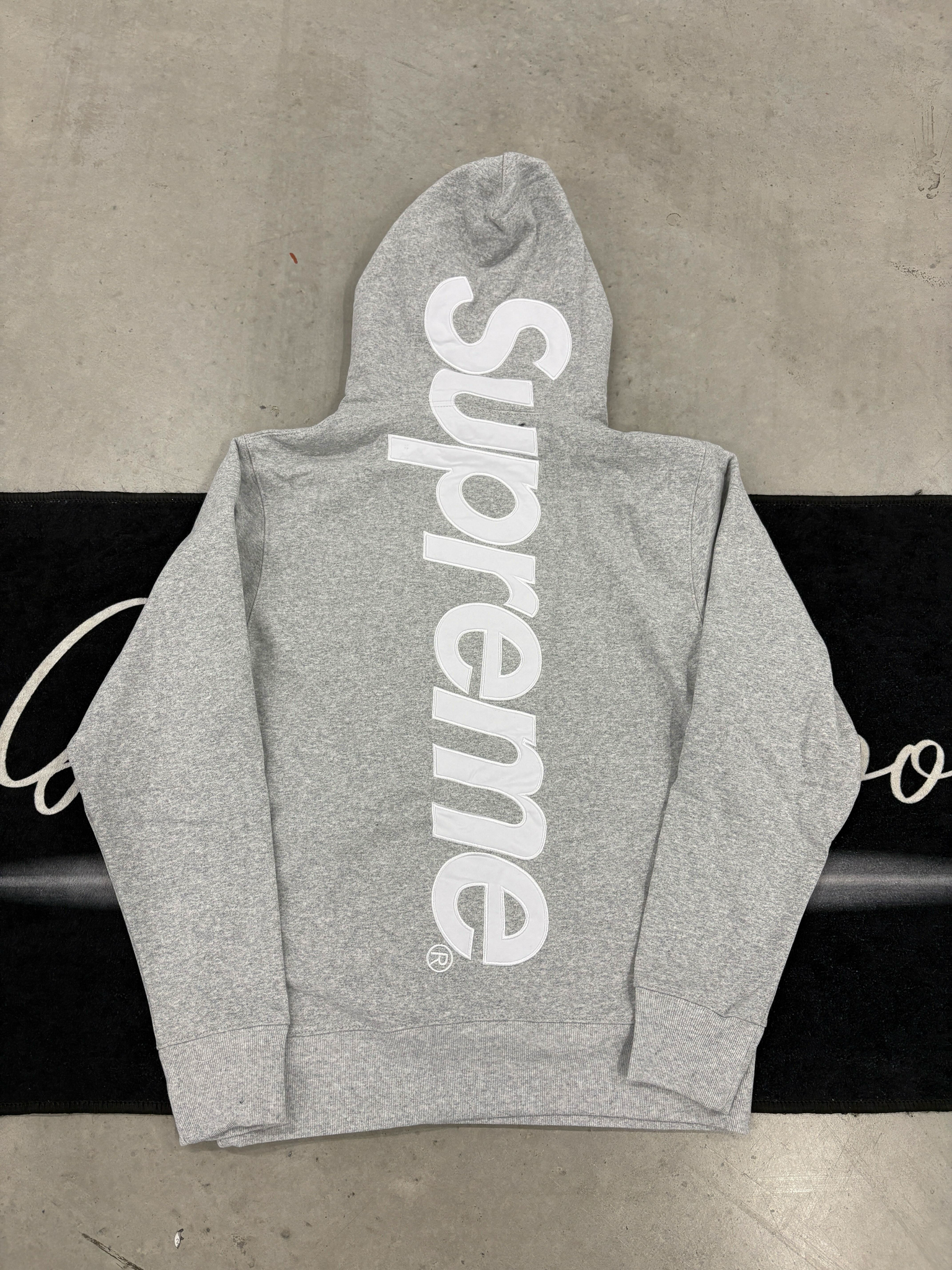 Supreme ”Grey” Hoodie