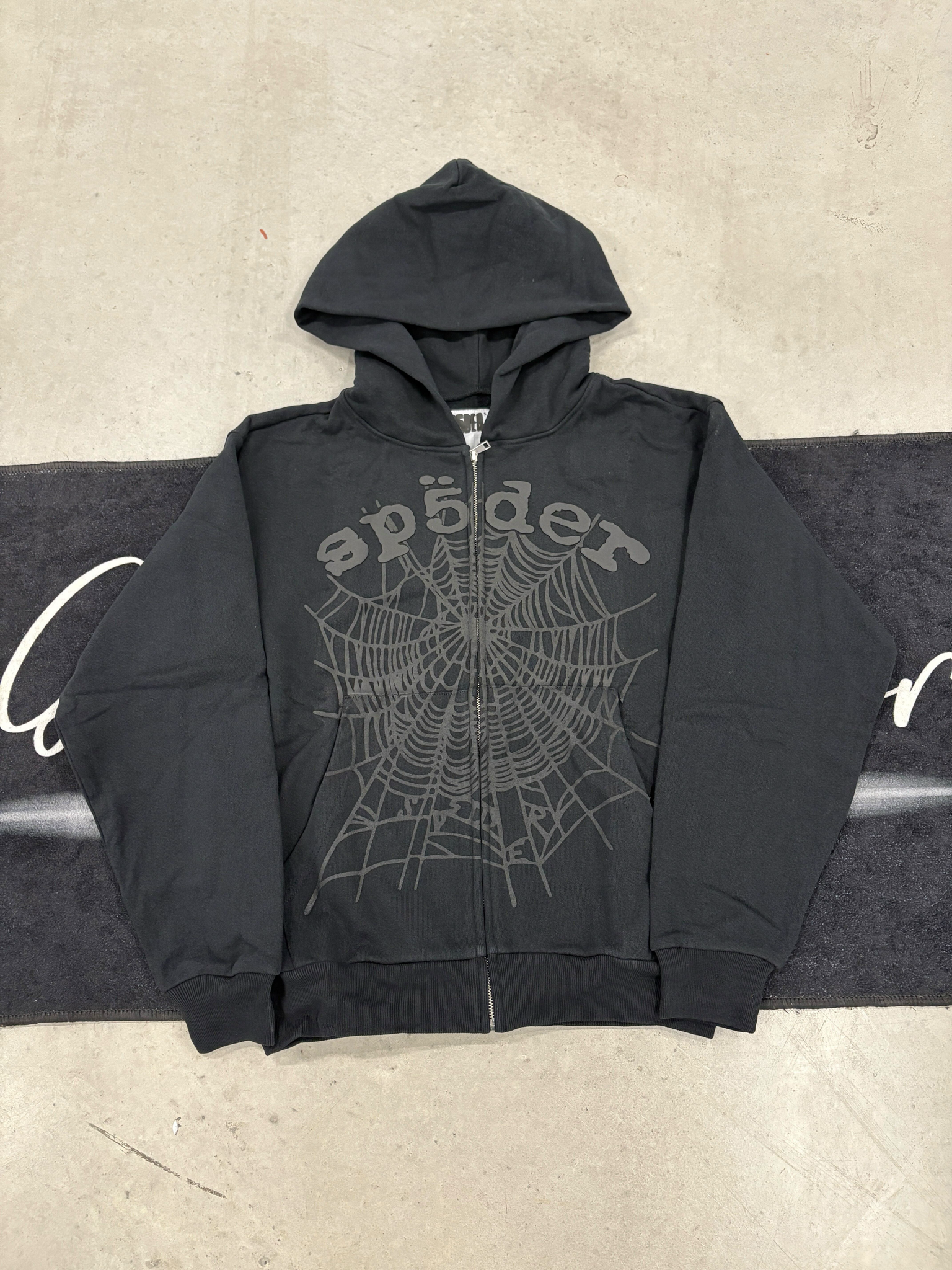 Sp5der ‘’Black out zip up’’ Hoodie