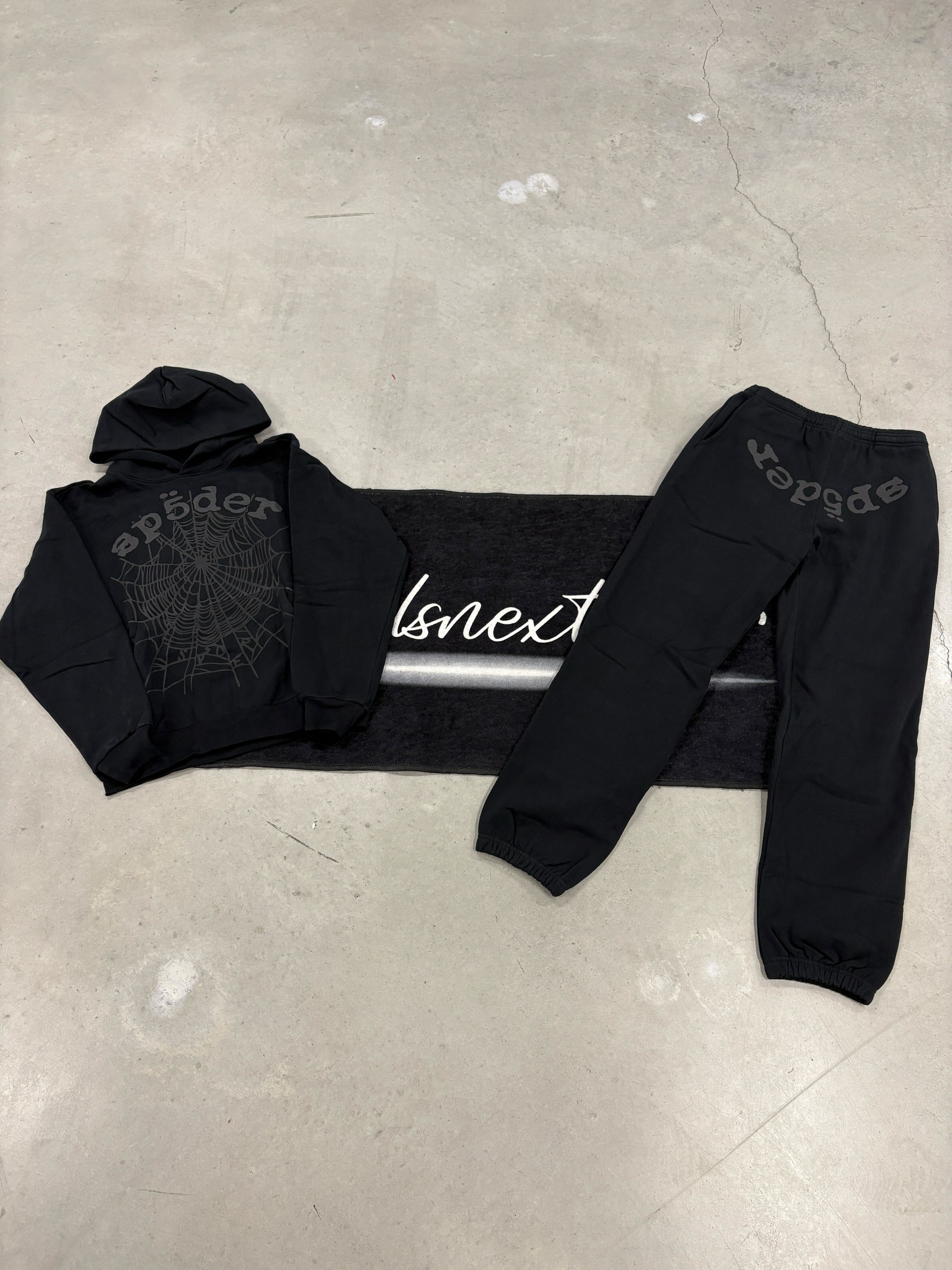 Sp5der ‘’Black out’’ Tracksuit