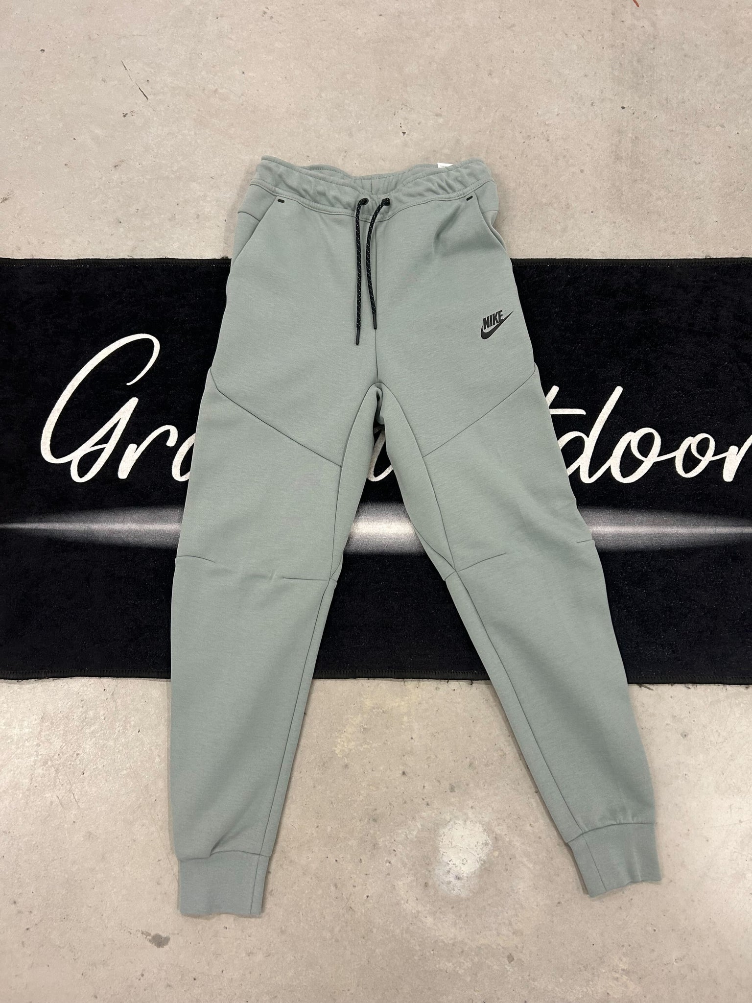 Nike "Tech Fleece Teal" pants