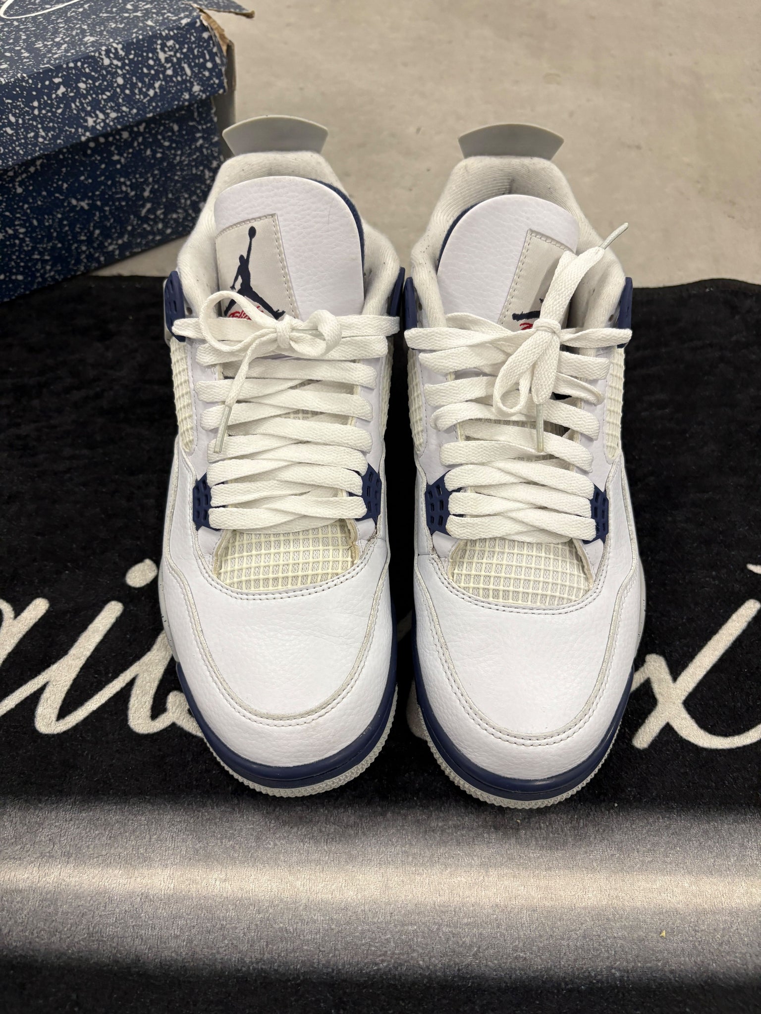 Jordan 4 "midnight navy"