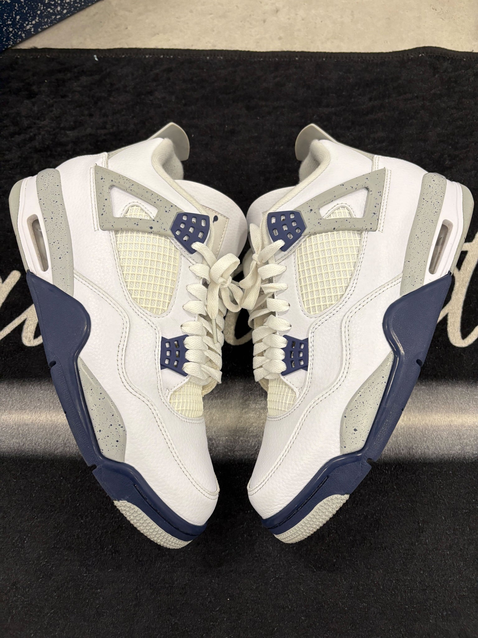 Jordan 4 "midnight navy"