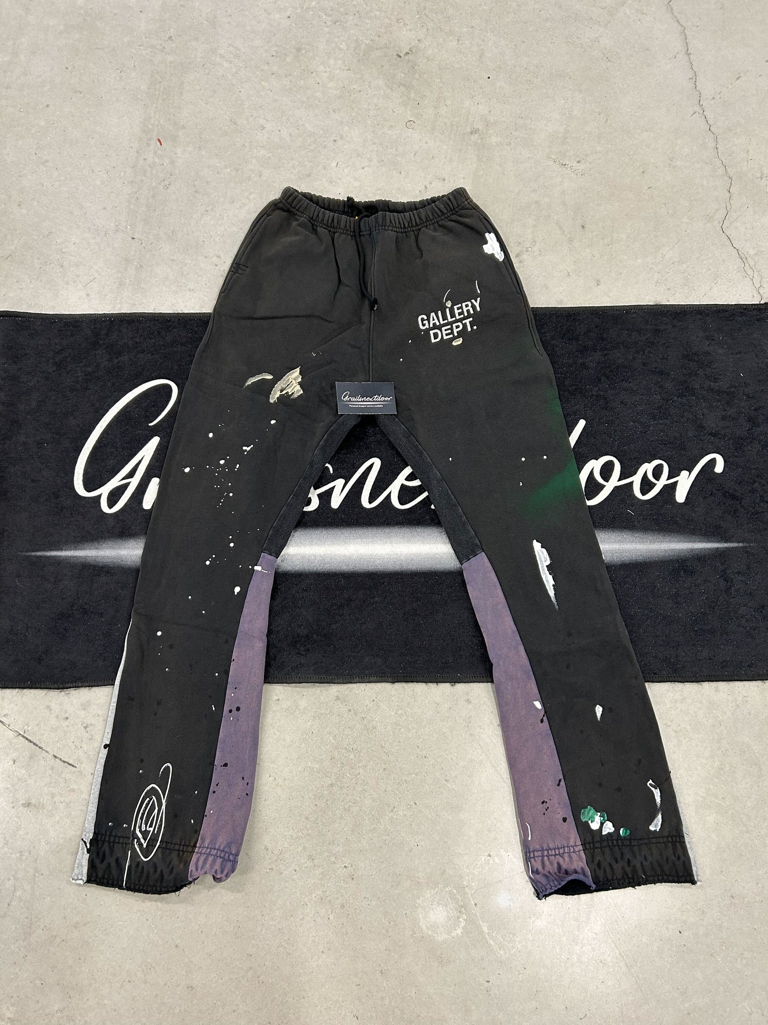 Gallery dept "Flare Black" pants