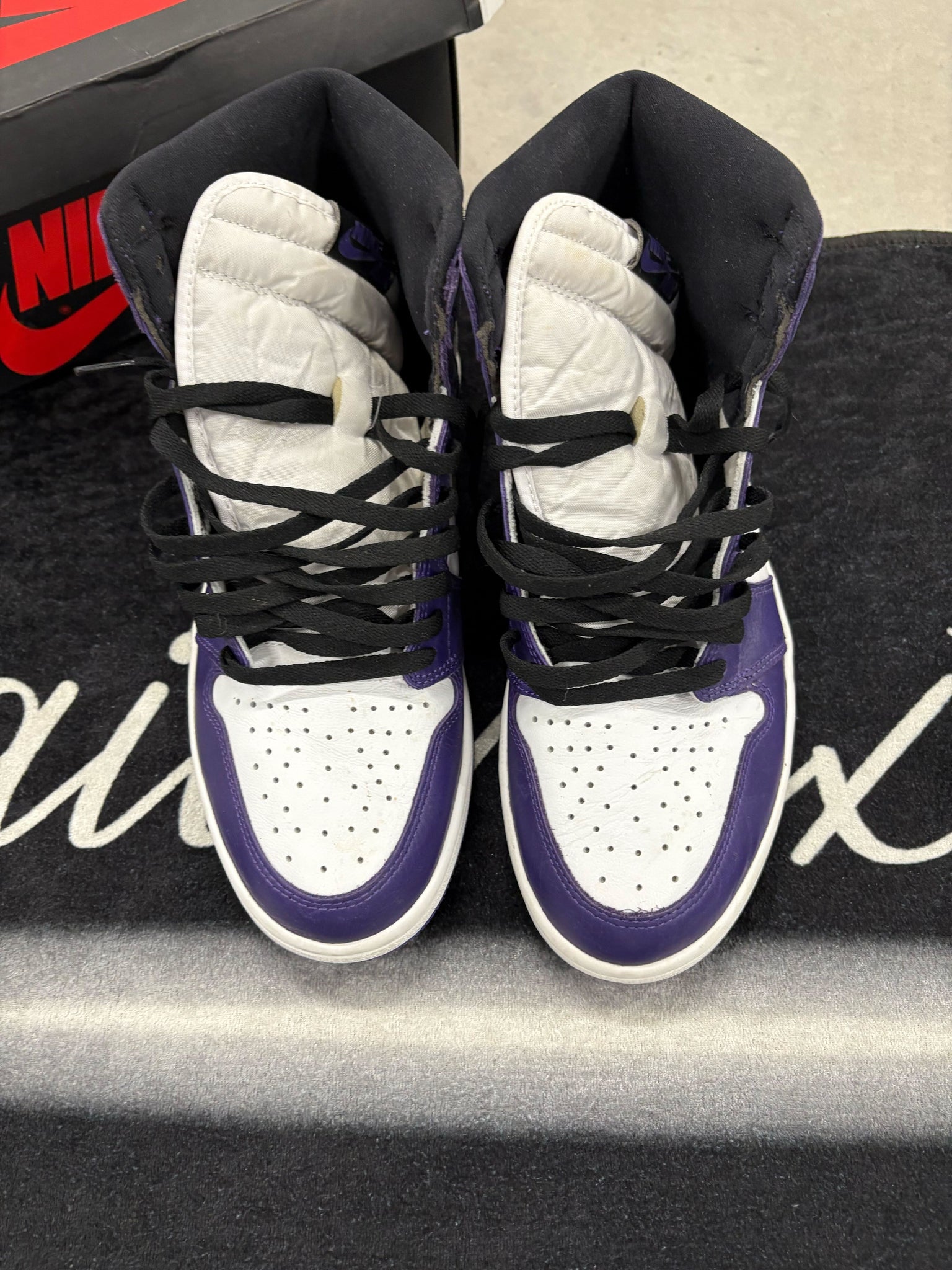 Jordan 1 "Court Purple" shoes