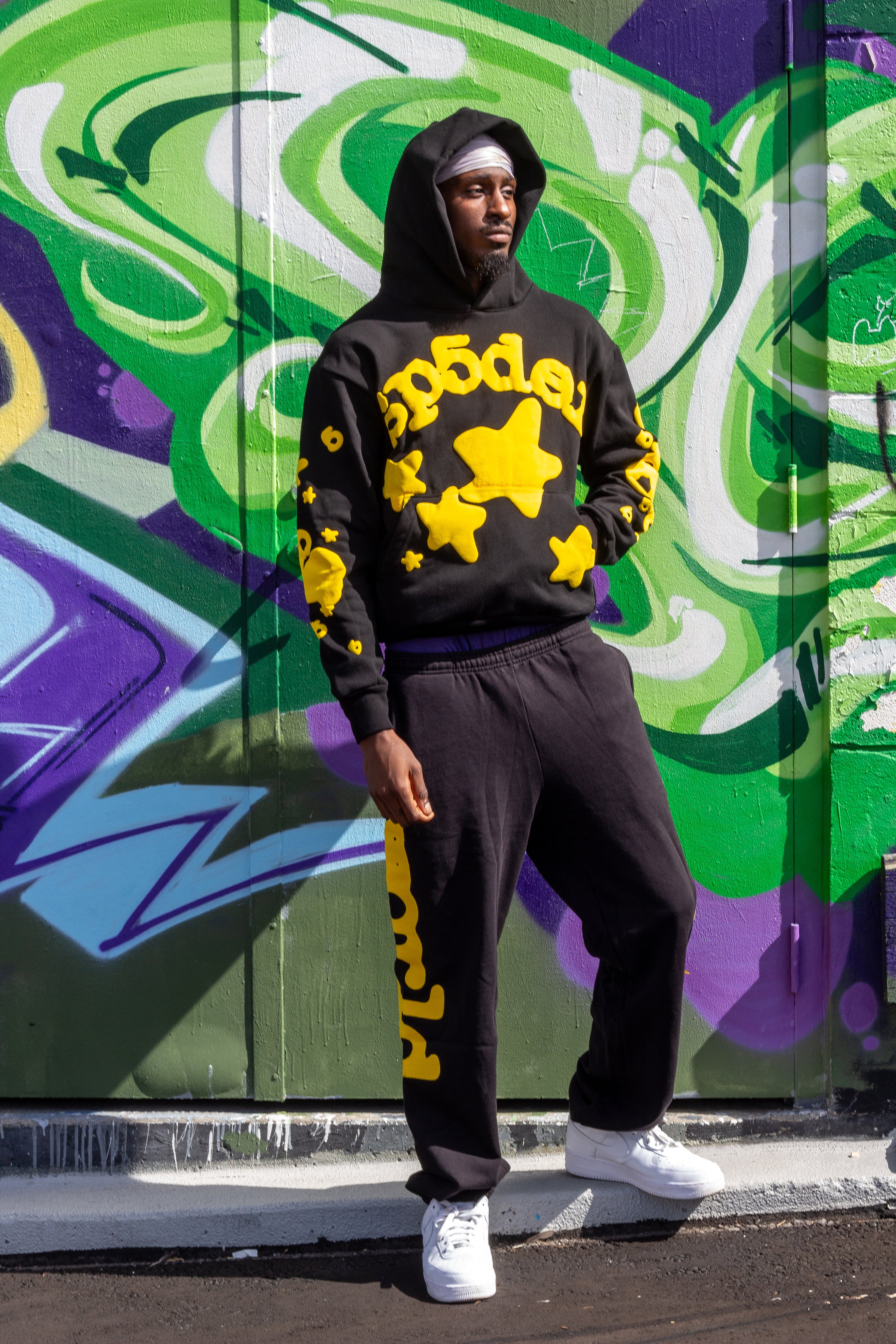 SP5DER – GRAILS NEXT DOOR