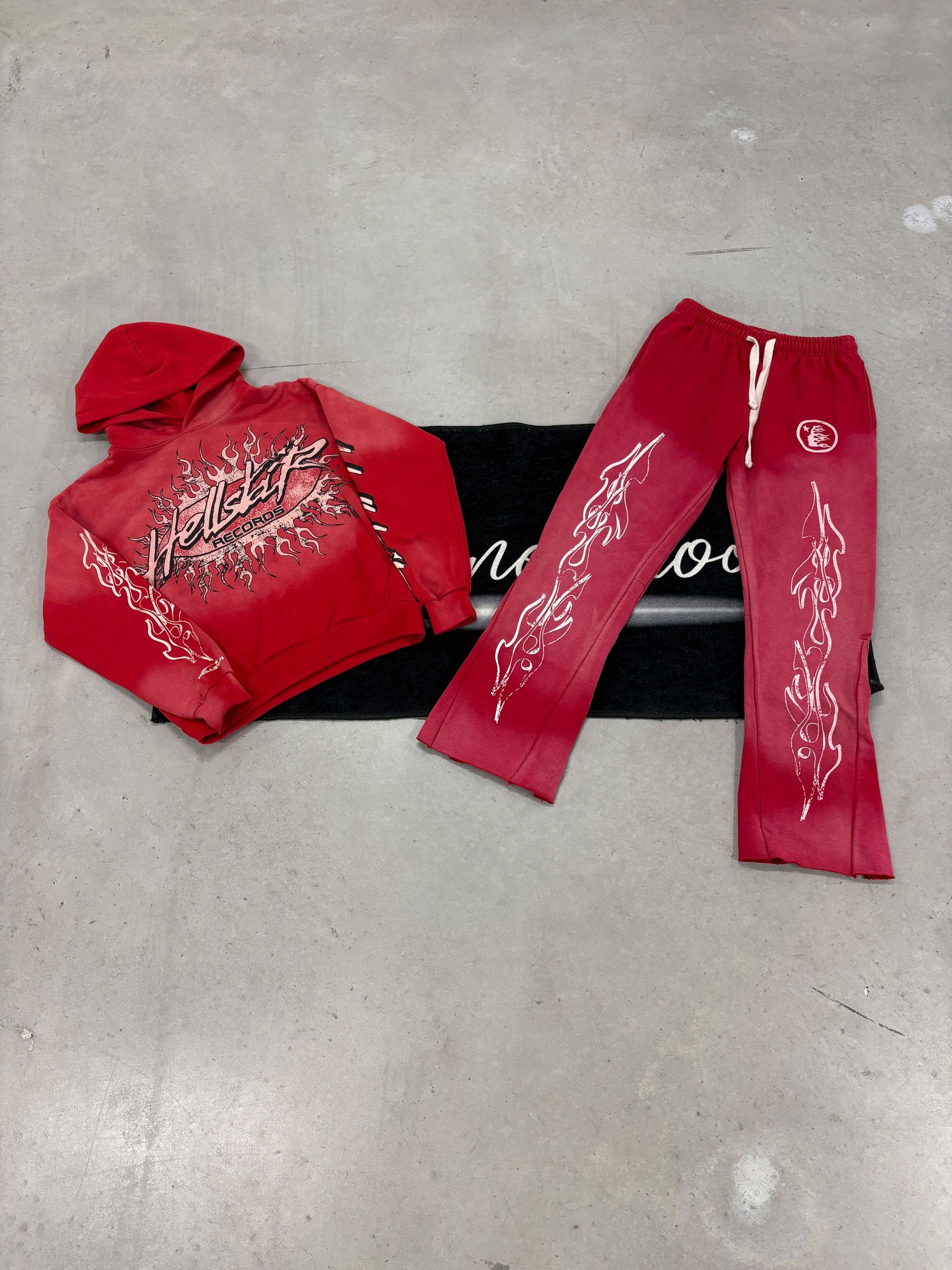Hellstar “red suit” (used)