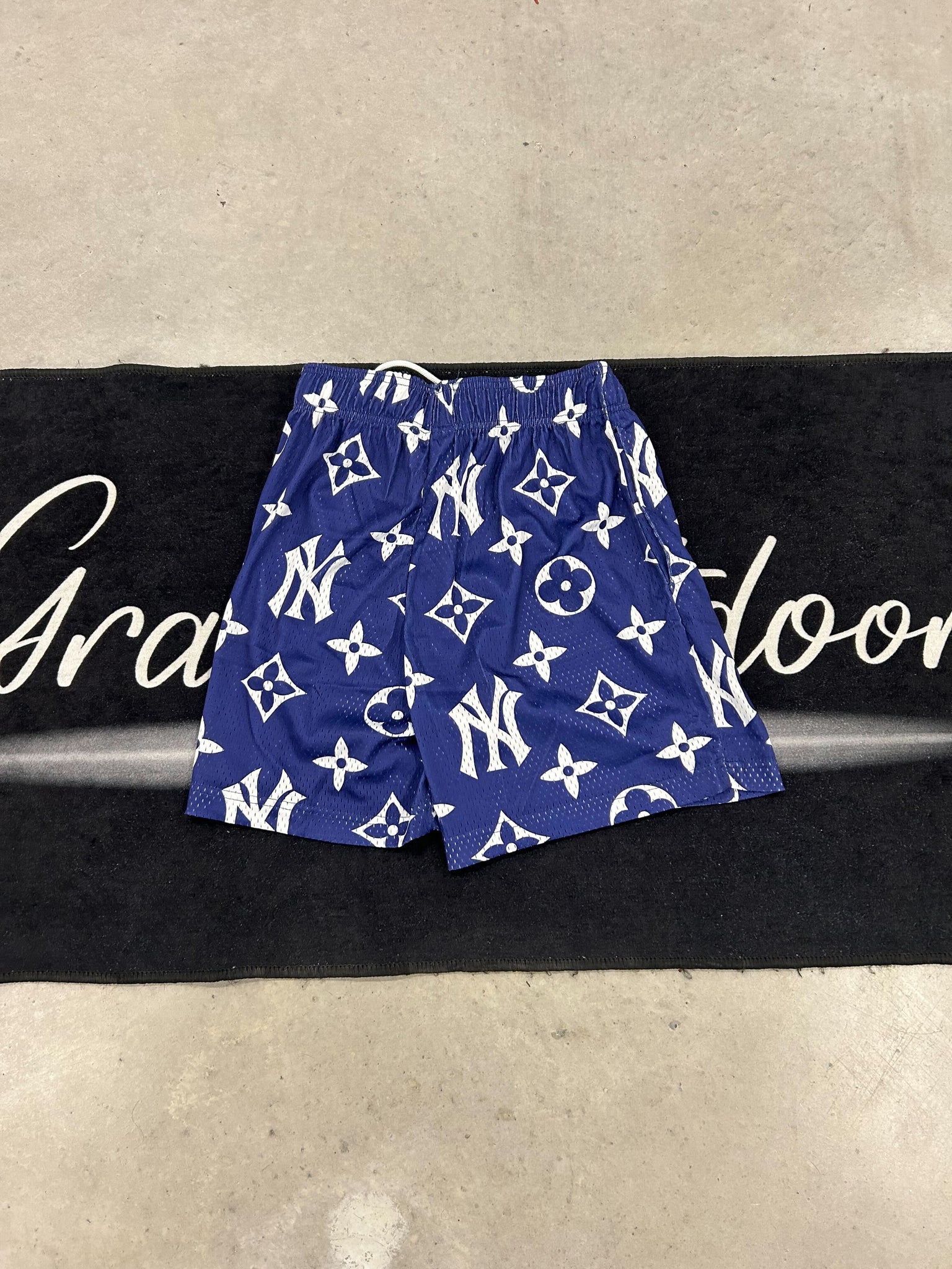 Bravis Studio "blue" shorts