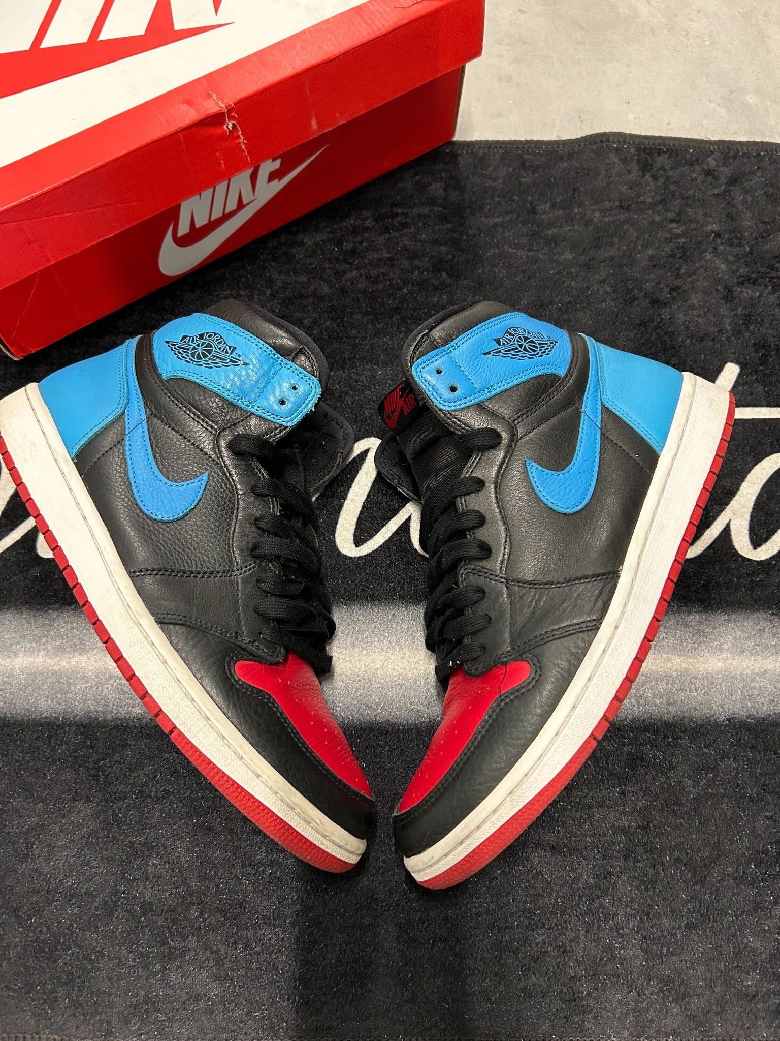 Jordan 1 "UNC to CHI"