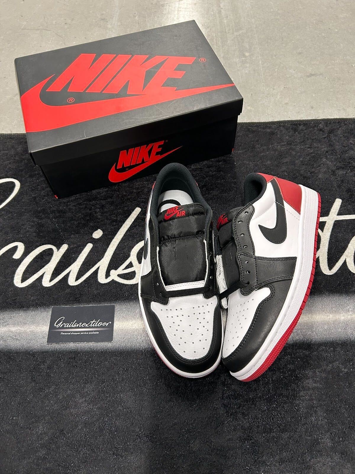 Jordan 1 Low "OG Black Toe"