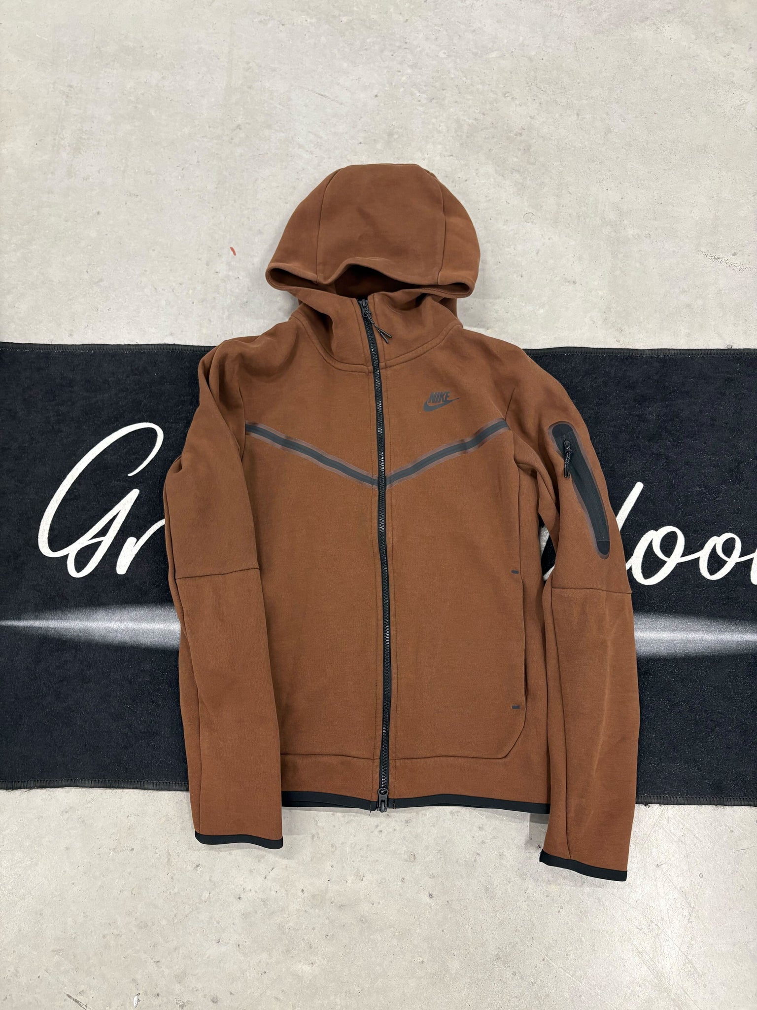 Nike Brown Tech Fleece hoodie (used)