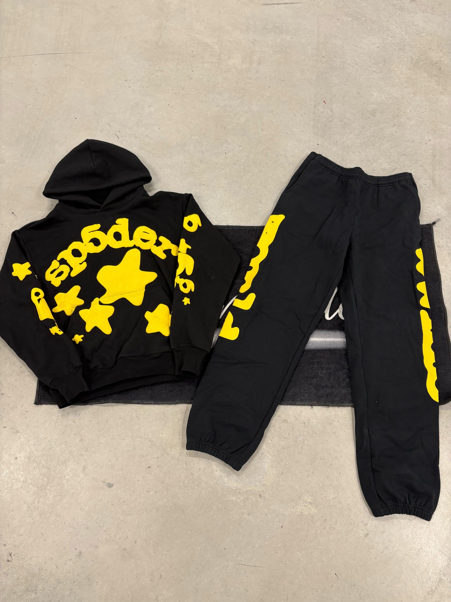 Sp5der Black and Yellow Beluga Tracksuit