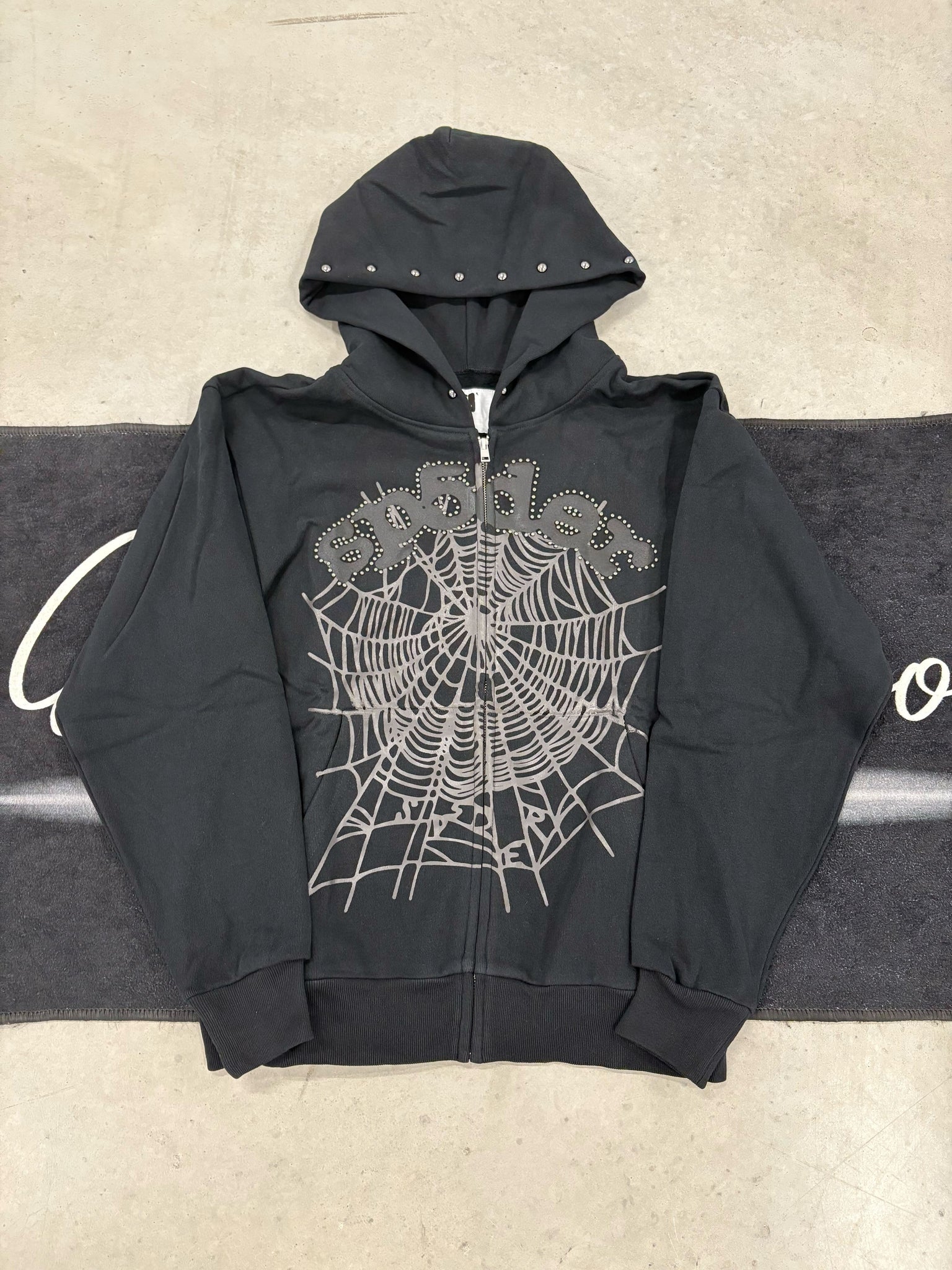 Sp5der "Black Zip-Up" hoodie