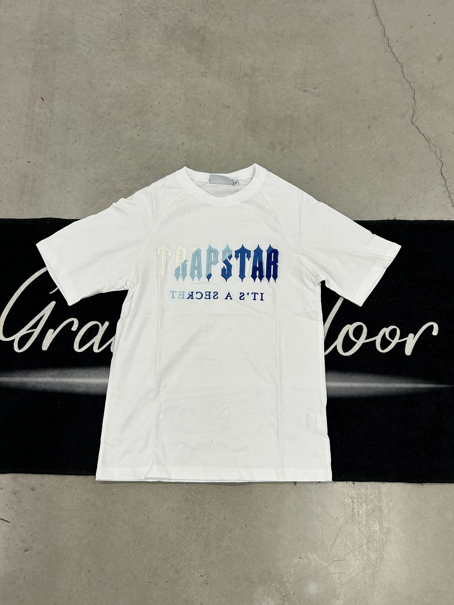 Trapstar "it's a secret white" shirt