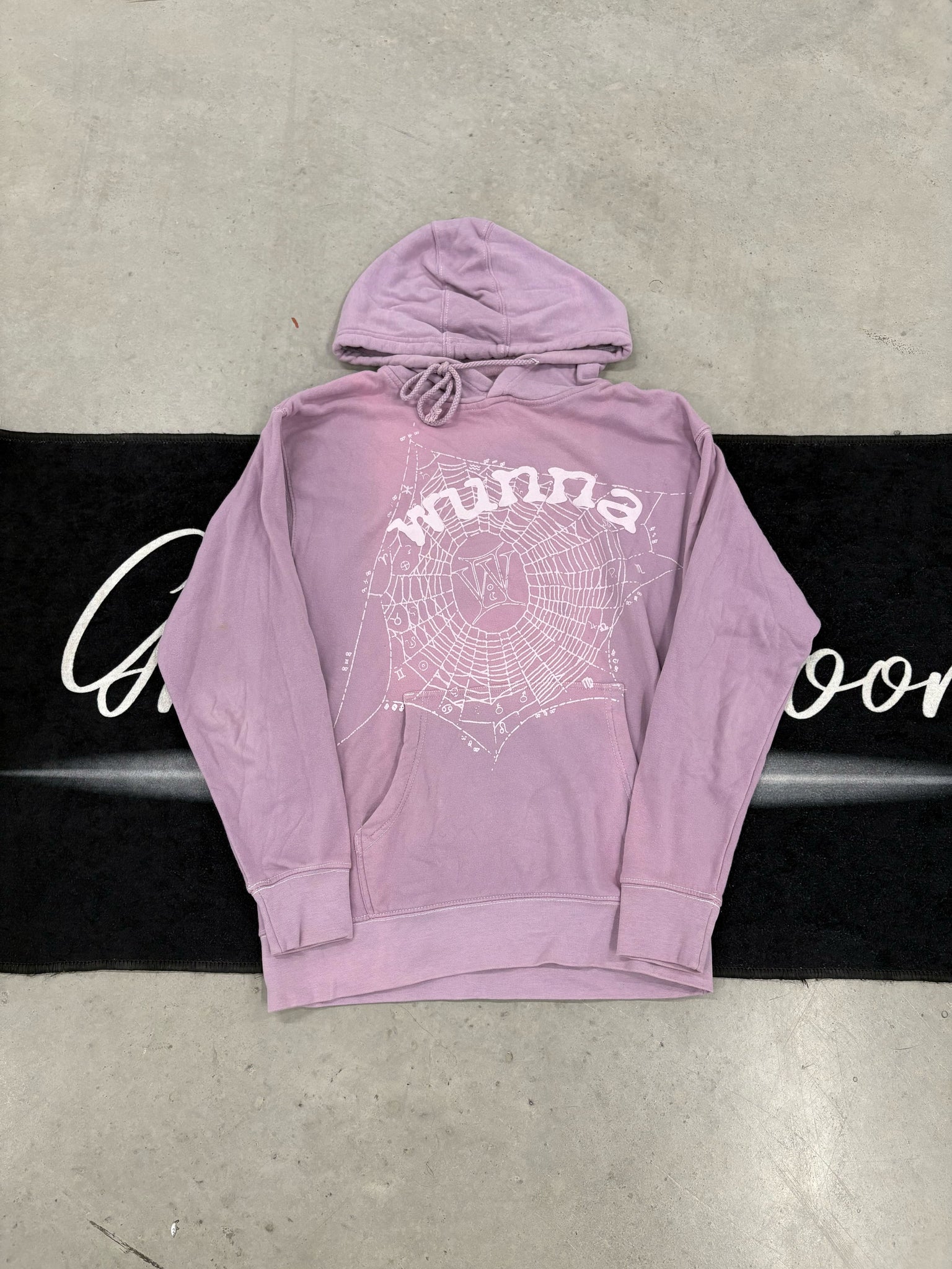 Wunna Lavender hoodie (used)