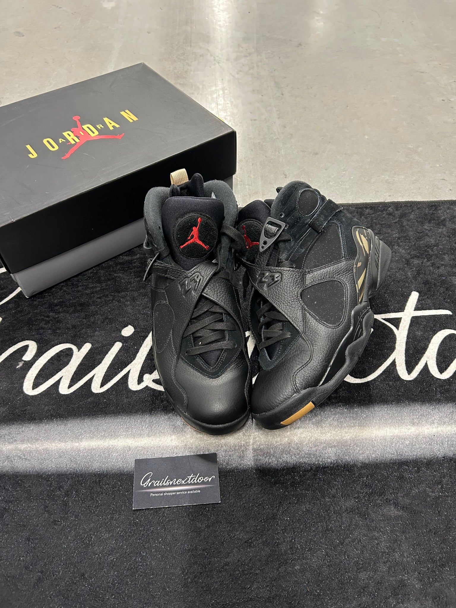 Jordan 8 "OvO Black"