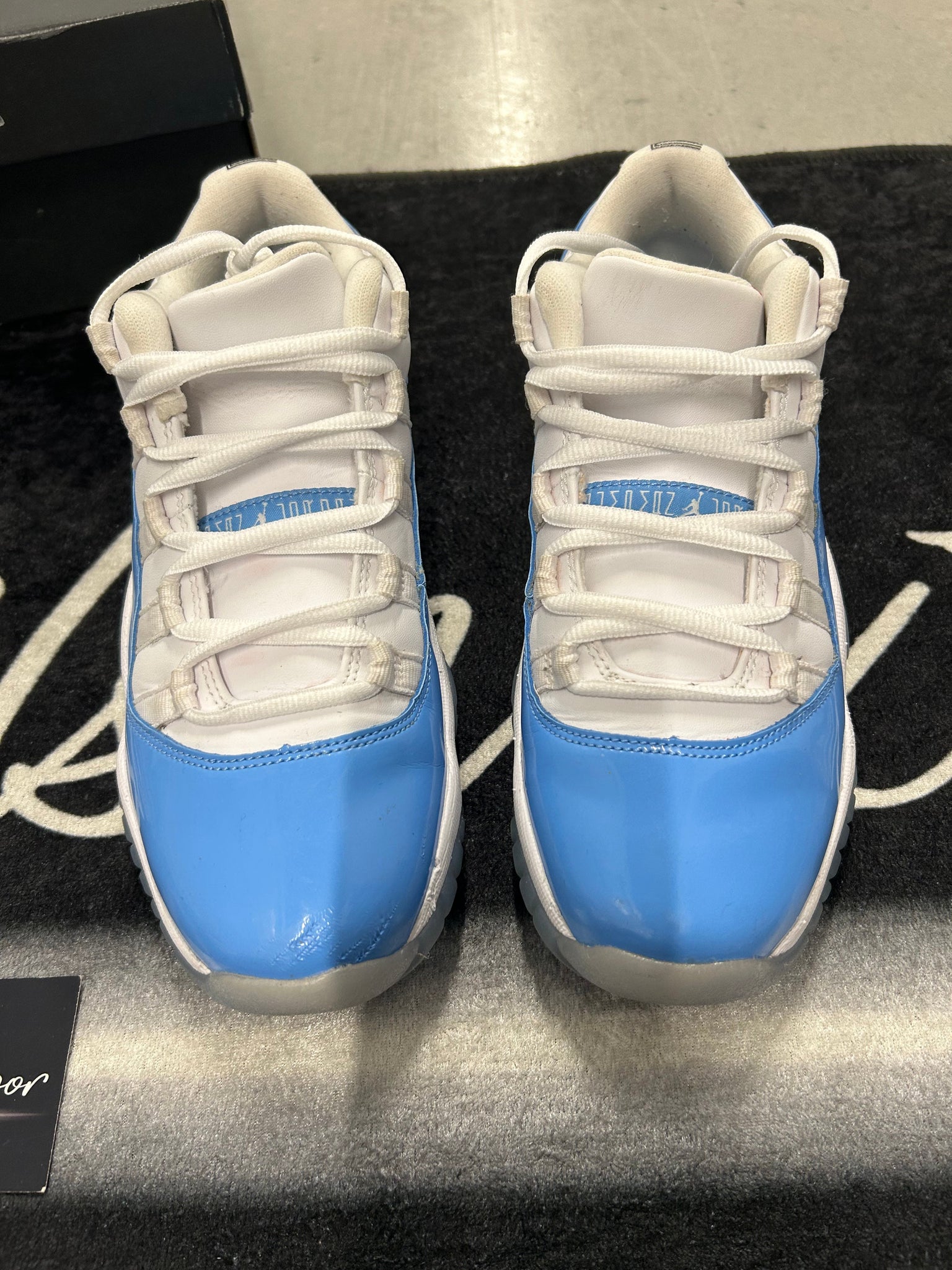 Jordan 11 low "UNC"