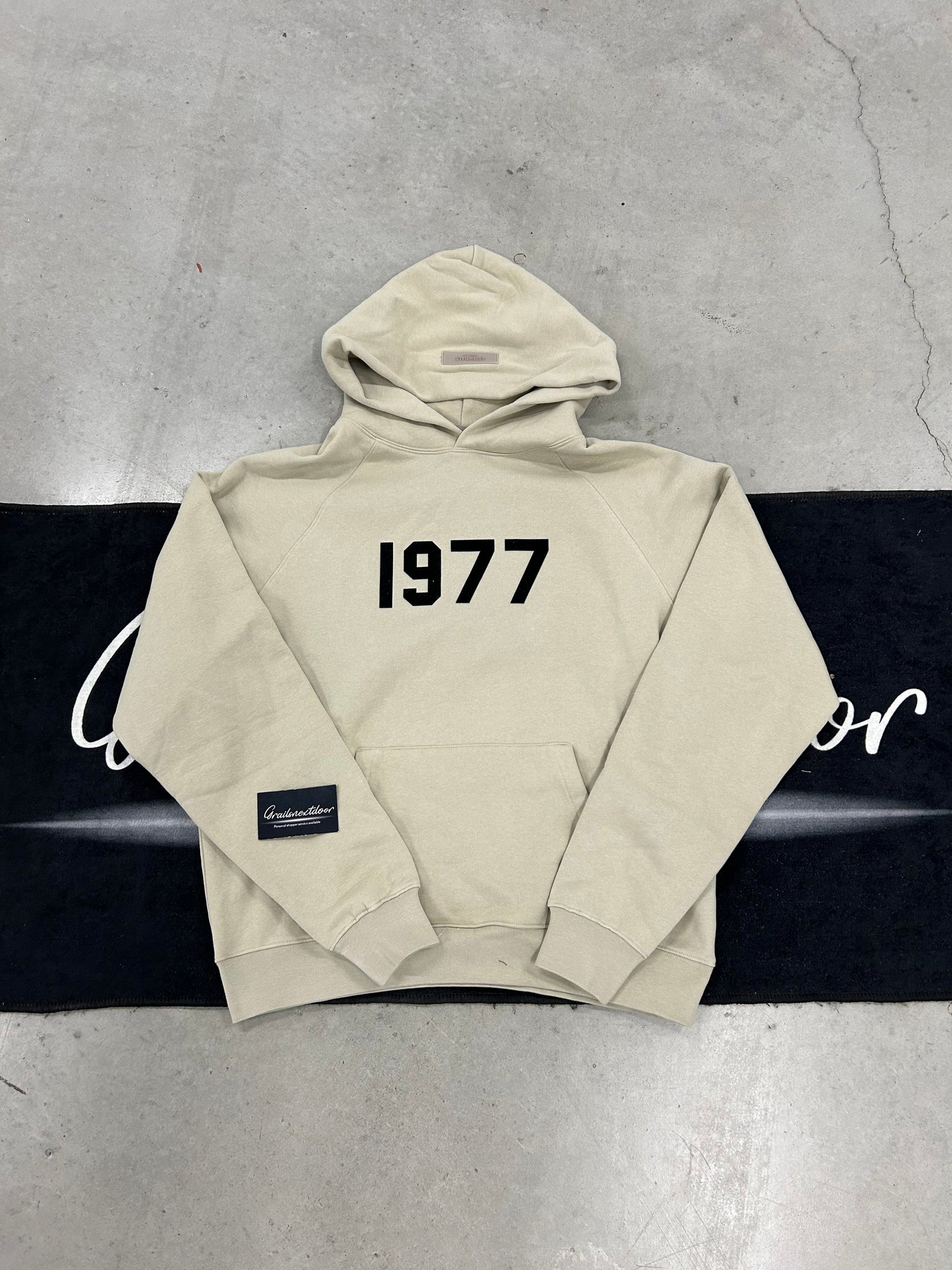 Essentials "1977 wheat" hoodie